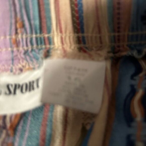 EHL Sport Vintage Tribal print stripe pleated front shorts, size 16 - Picture 4 of 4